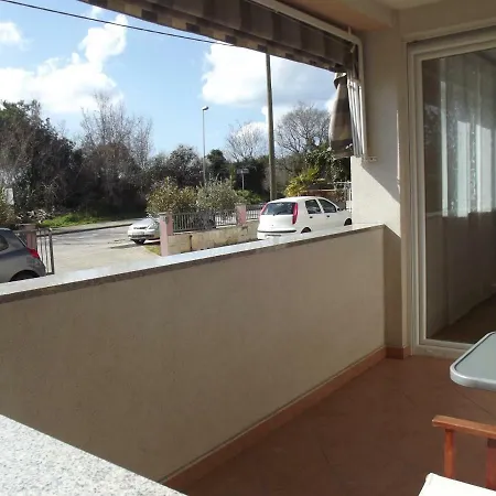 City Beach Apartman Zára