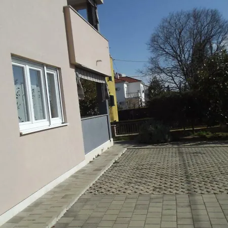 City Beach Apartman